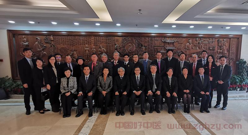 孙达会见澳门中医药代表团