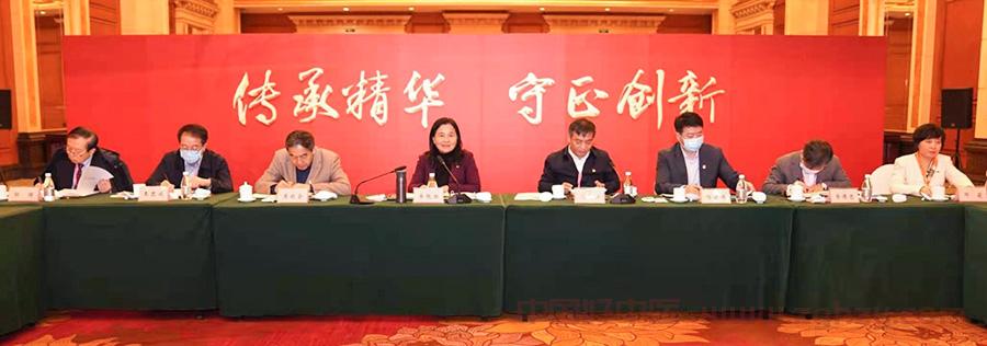 以党建为引领促进中医医院高质量发展 全国公立中医医院党建工作座谈会在重庆召开