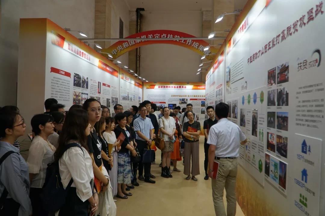 【中医药扶贫】国家中医药管理局定点扶贫工作成果参展受关注