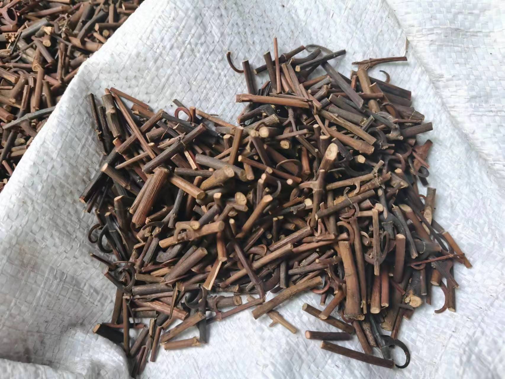 贵州产地钩藤目前走势稳定,货源充足 贵州产地钩藤目前走势稳定,货源充足